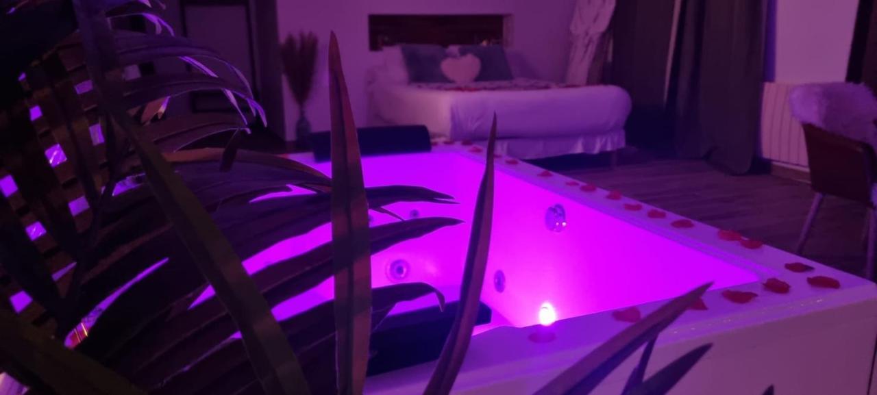 Suite De Charme Avec Jacuzzi Et Jardin Privatif Paris Au Calme Saint-Prix (Val d'Oise) Exterior photo
