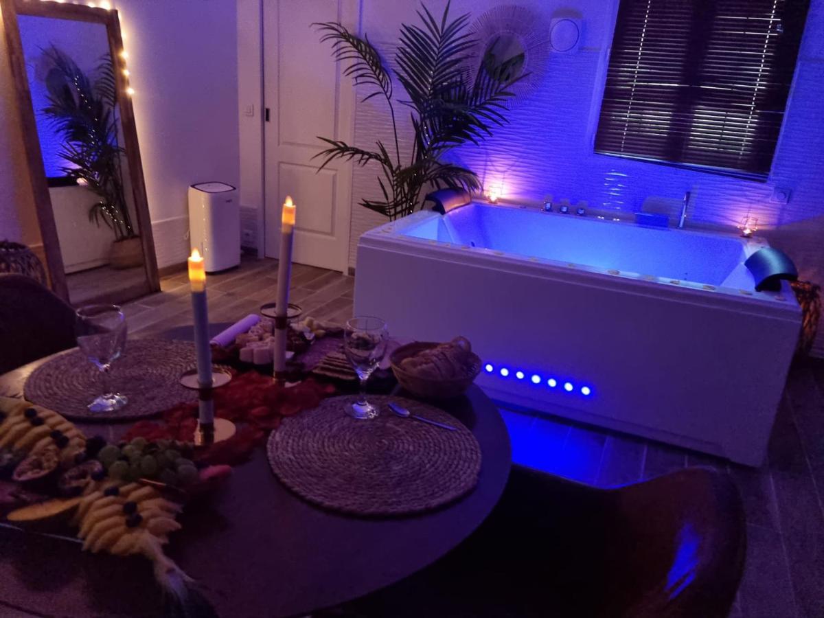 Suite De Charme Avec Jacuzzi Et Jardin Privatif Paris Au Calme Saint-Prix (Val d'Oise) Exterior photo
