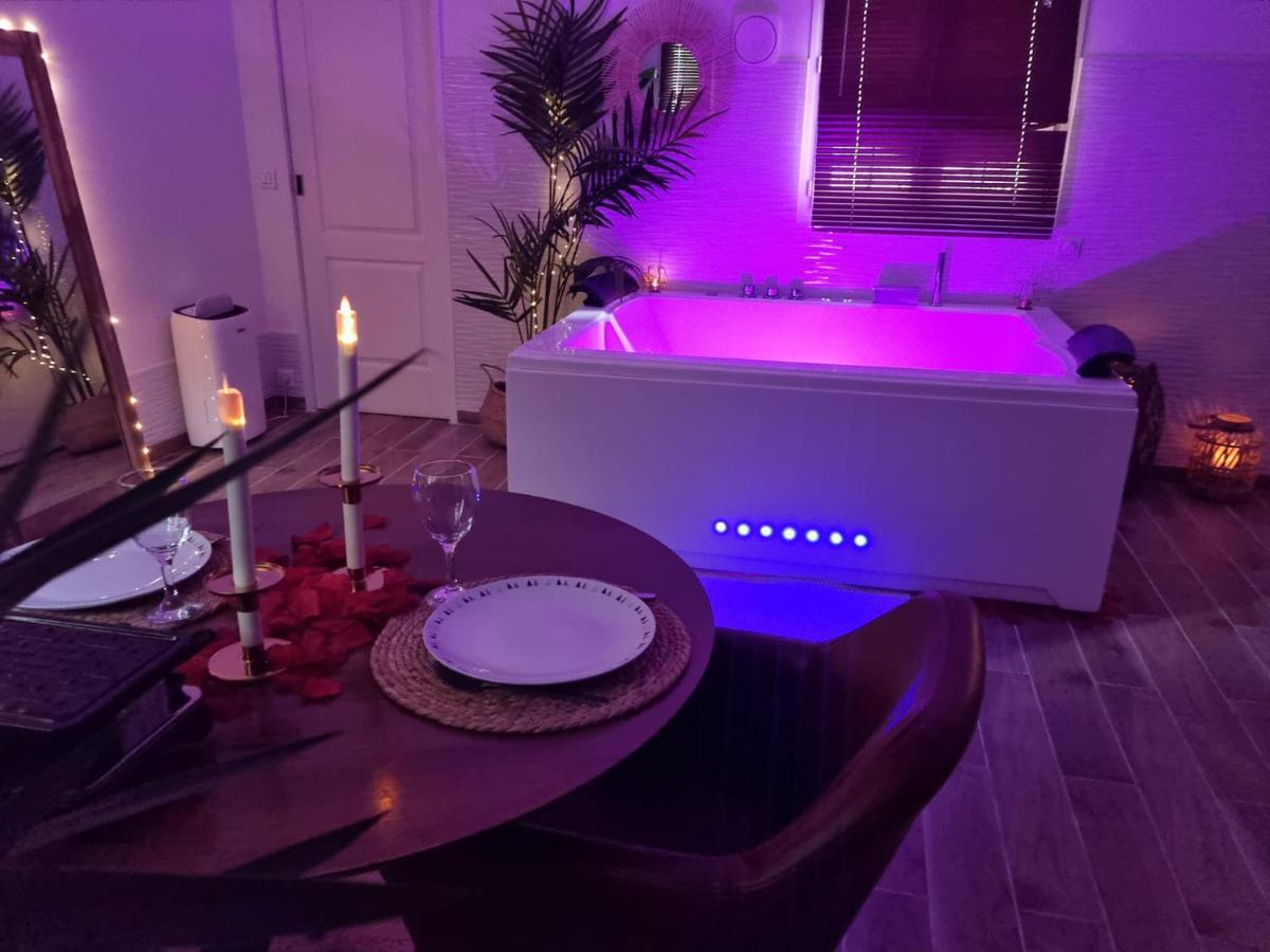 Suite De Charme Avec Jacuzzi Et Jardin Privatif Paris Au Calme Saint-Prix (Val d'Oise) Exterior photo