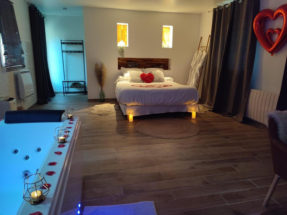 Suite De Charme Avec Jacuzzi Et Jardin Privatif Paris Au Calme Saint-Prix (Val d'Oise) Exterior photo