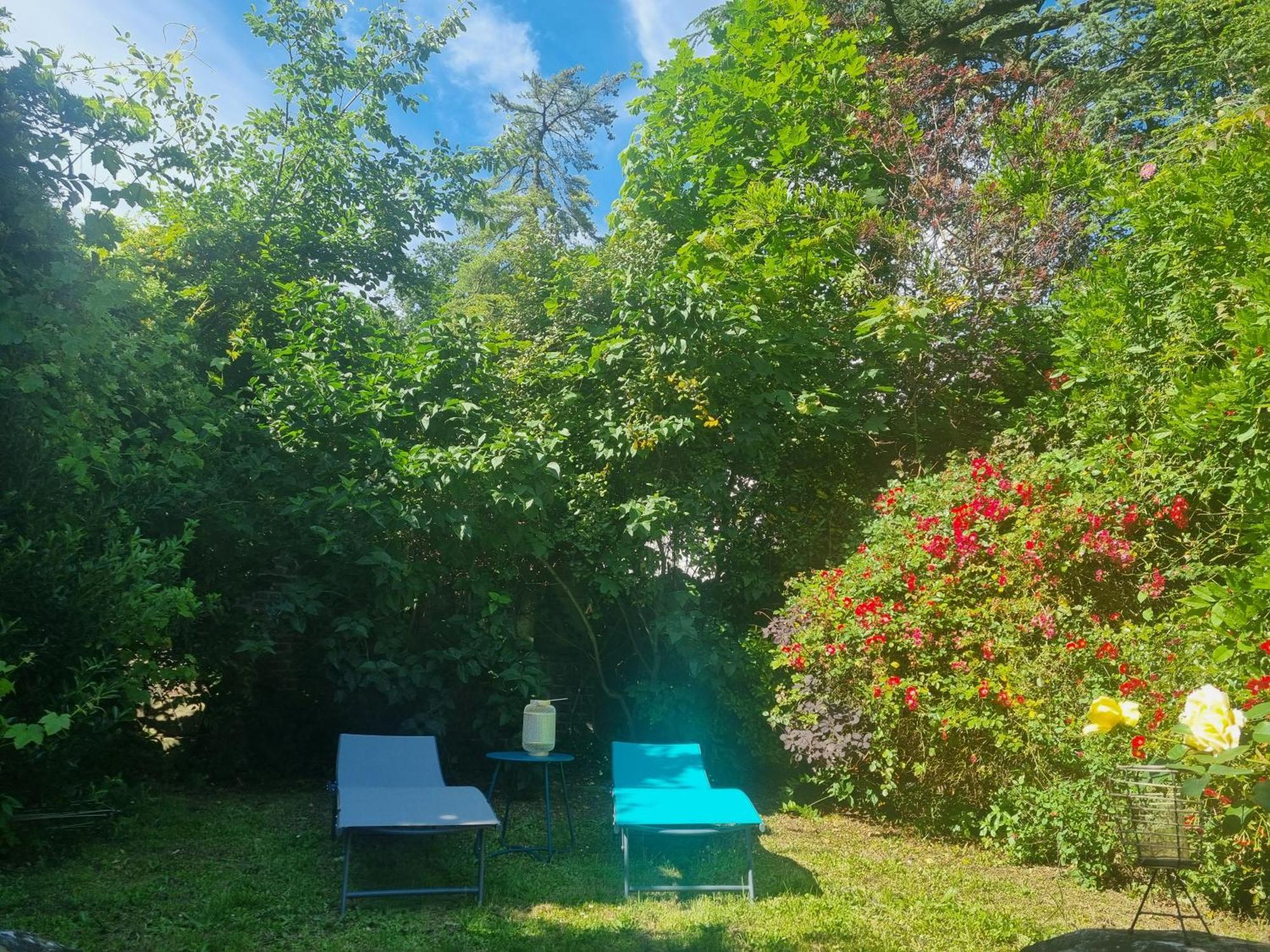 Suite De Charme Avec Jacuzzi Et Jardin Privatif Paris Au Calme Saint-Prix (Val d'Oise) Exterior photo