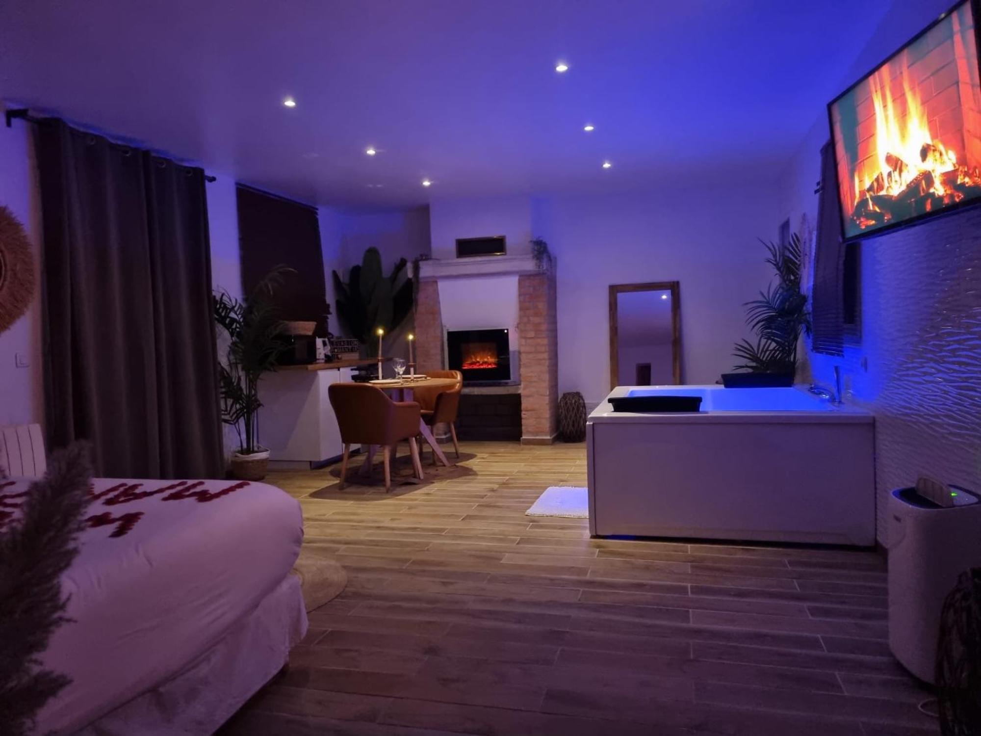 Suite De Charme Avec Jacuzzi Et Jardin Privatif Paris Au Calme Saint-Prix (Val d'Oise) Exterior photo