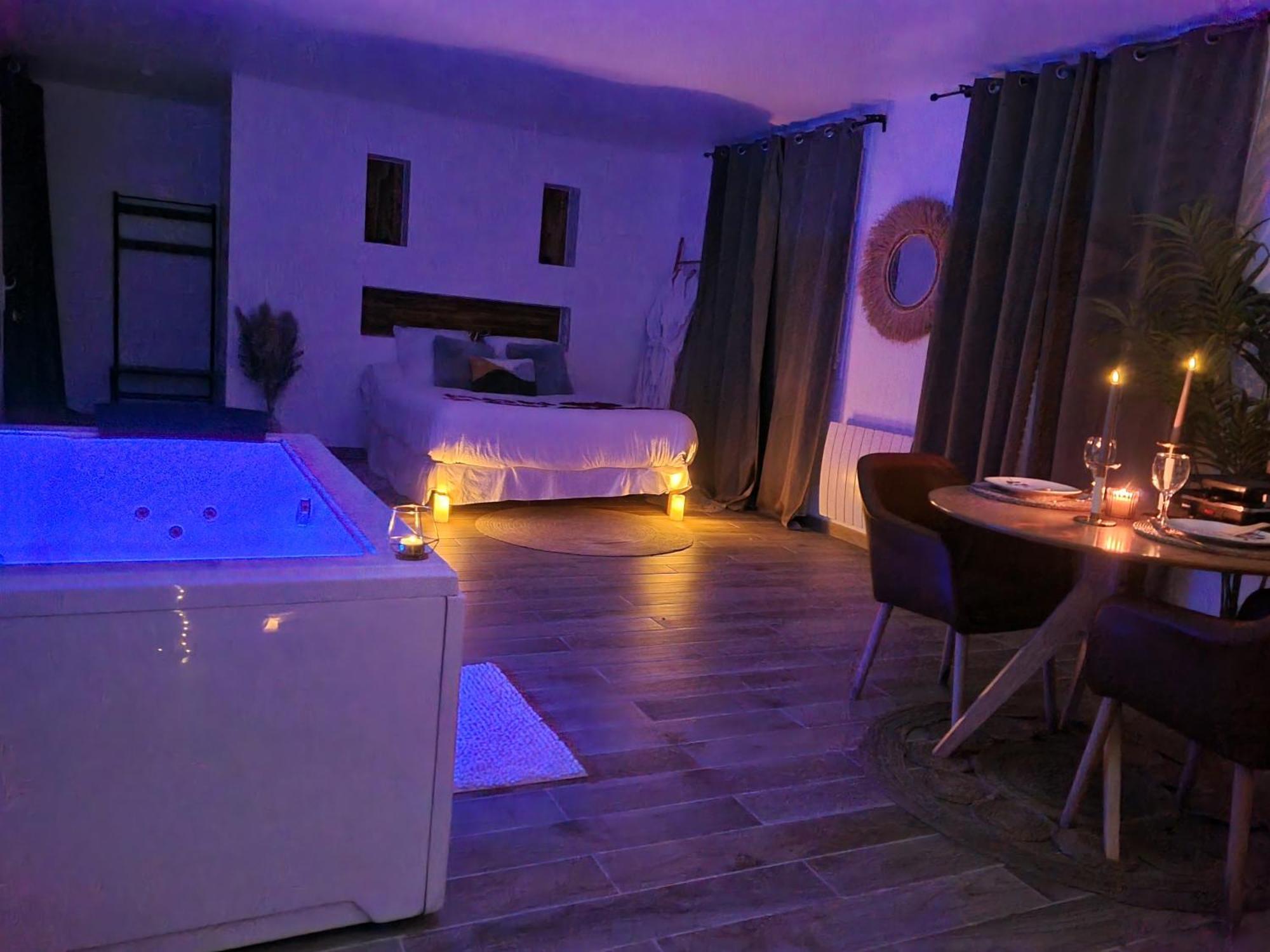 Suite De Charme Avec Jacuzzi Et Jardin Privatif Paris Au Calme Saint-Prix (Val d'Oise) Exterior photo